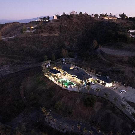 טמקולה Iron Mansion Private Resort-Event Space 12000 Ft! מראה חיצוני תמונה