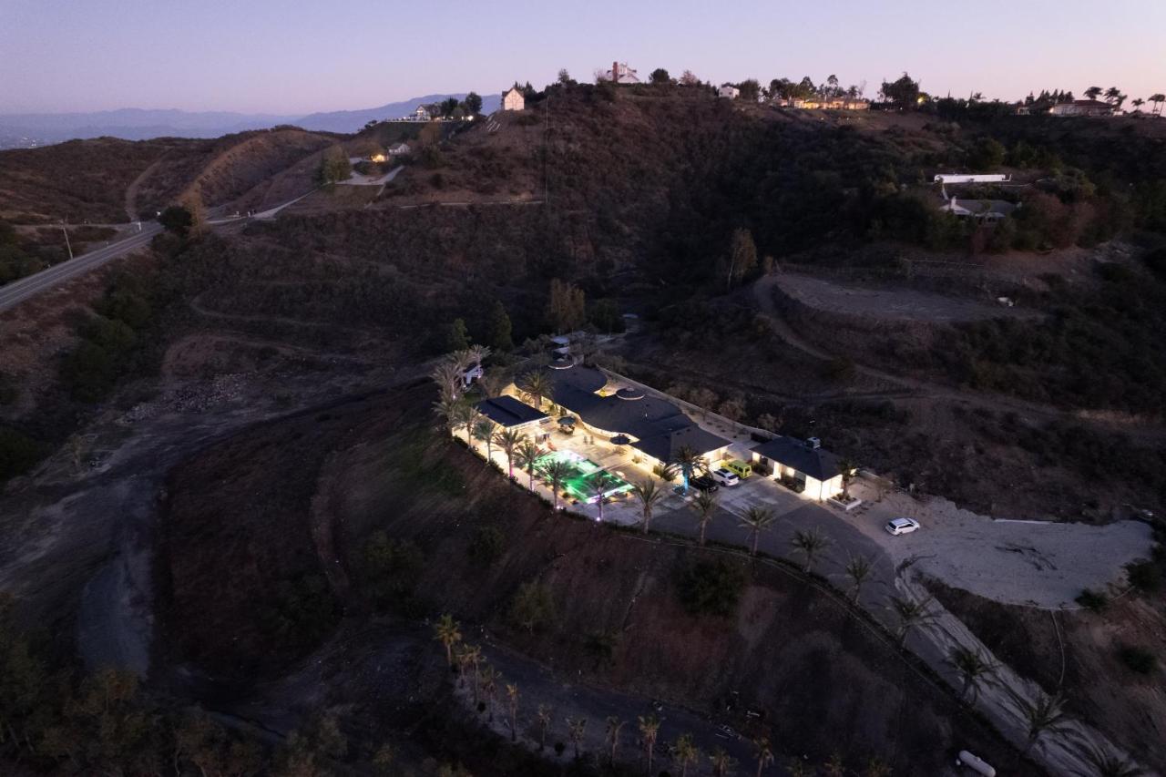 טמקולה Iron Mansion Private Resort-Event Space 12000 Ft! מראה חיצוני תמונה