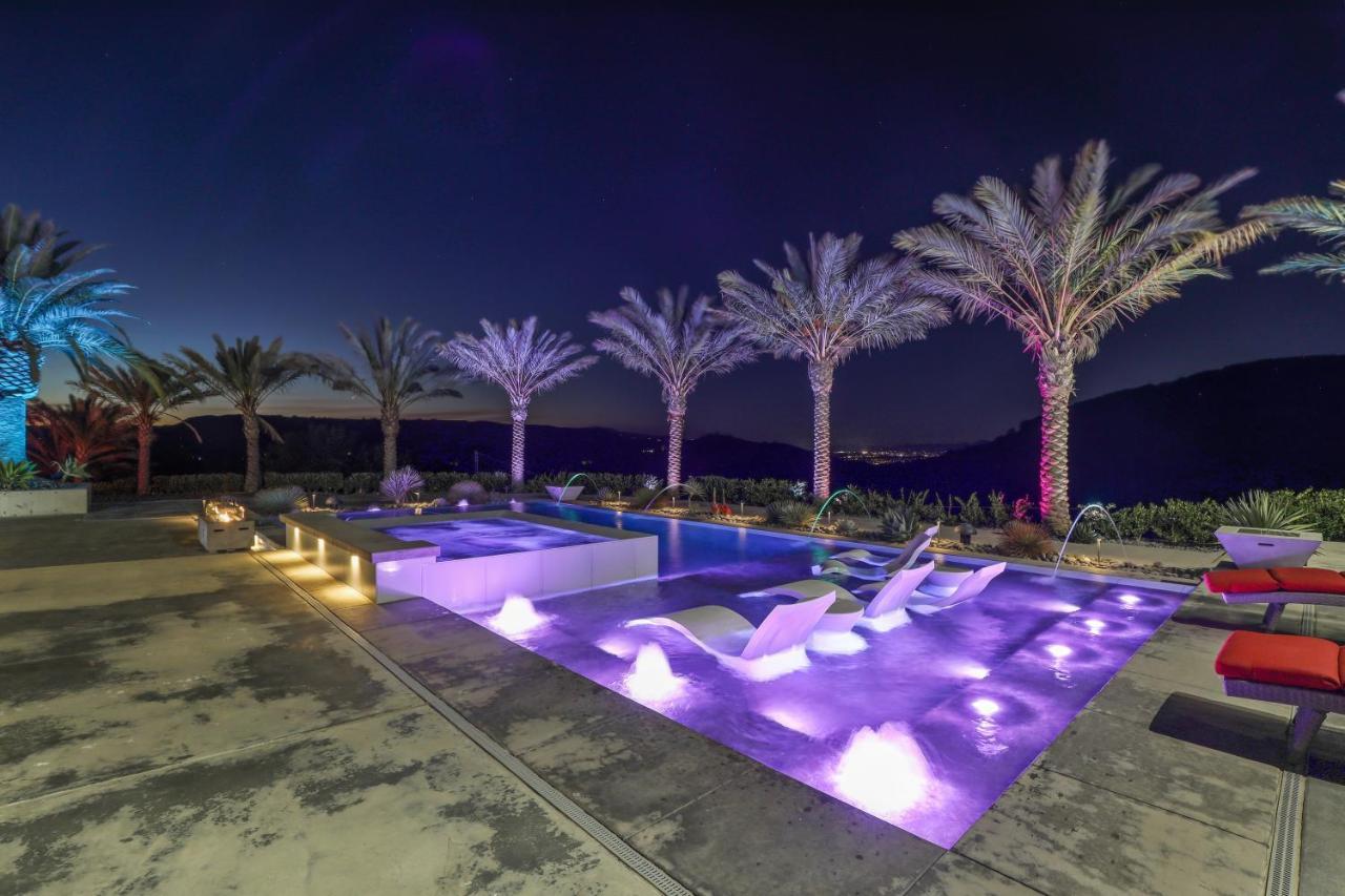 טמקולה Iron Mansion Private Resort-Event Space 12000 Ft! מראה חיצוני תמונה